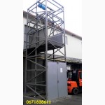 Подъёмник (лифт) грузовой приставной, пристенный, консольный. Установка снаружи здания