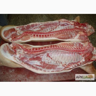 Частная свиноферма реализует мясо