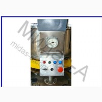 Автомат дозировочно-наполнительный ДН3-1-125 для наполнения банок жидкими продуктами