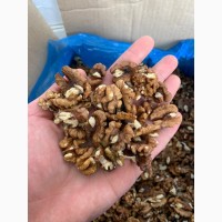Walnut kernels: Halves, Quaters, Pieces