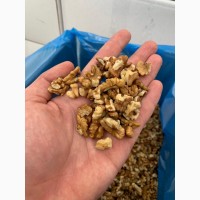 Walnut kernels: Halves, Quaters, Pieces