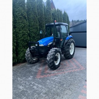 Трактор New Holland 2006 всього 2150 мотогодин