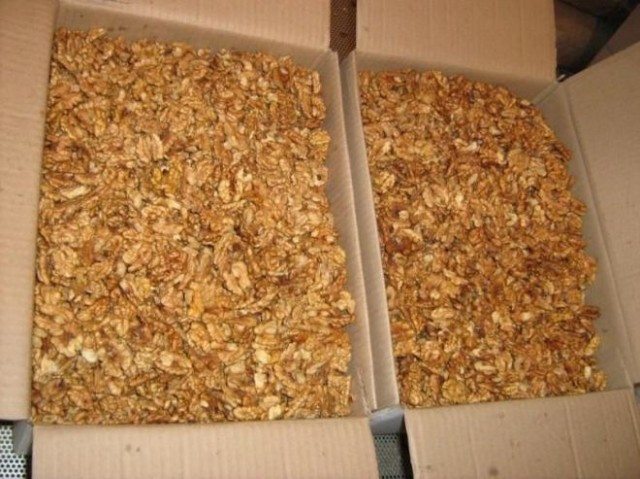 Фото 2. Купим орех грецкий чищенный от населения и бойщиков (бабочка, четверть, микс)