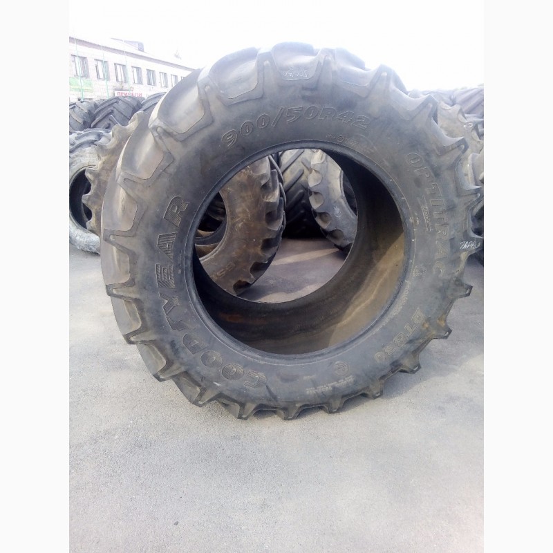 Фото 3. Продам шины б/у для трактора CLAAS GoodYear 900/50 R42