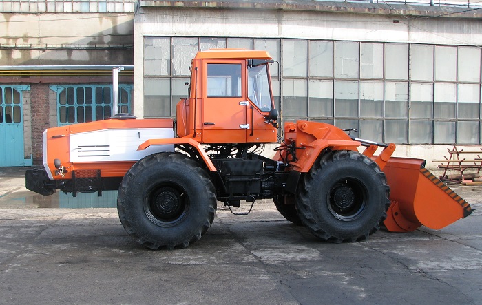 Фото 4. Продажа восстановленных тракторов производства ХТЗ