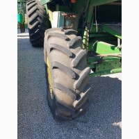 Комбайн зернозбиральний John Deere 9500