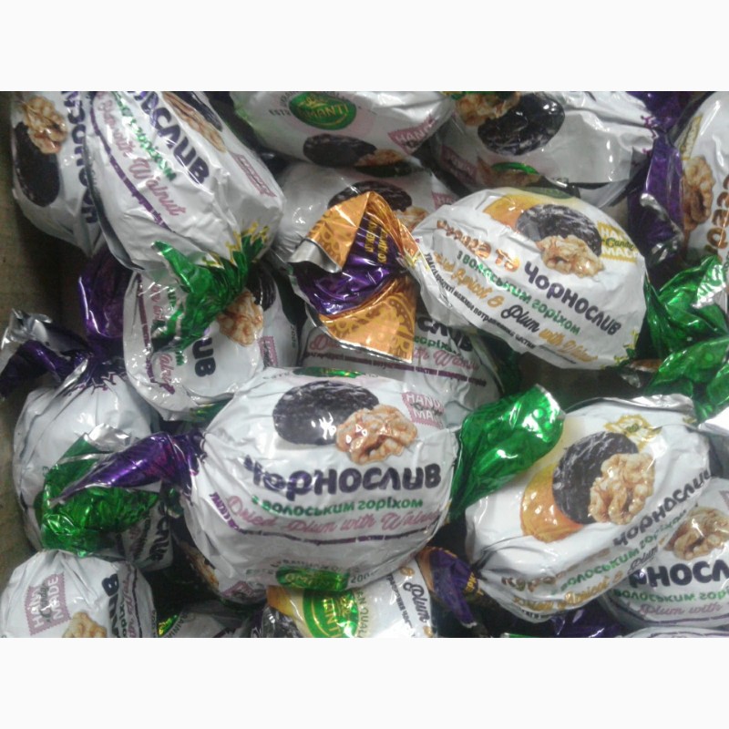 Фото 6. Шоколадные конфеты с натуральными фруктами. Сухофрукты в шоколаде оптом в розницу. Конфеты