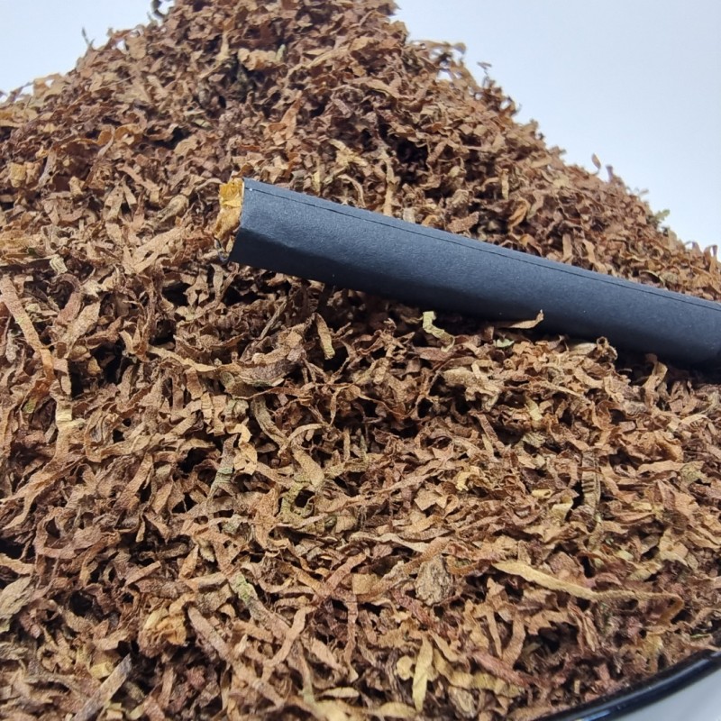 Фото 2. Качественный табак «Берли» без мусора и пыли - ферментированный, ломанной лапшой